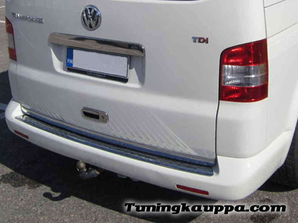 VW Transporter T5, Omtec takaluukun kromilista (alareunaan)