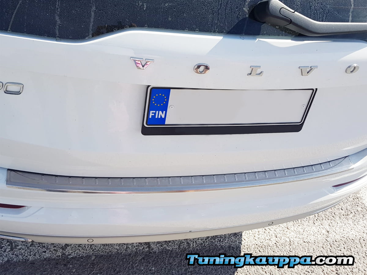 Volvo XC90, takapuskurin suojalista