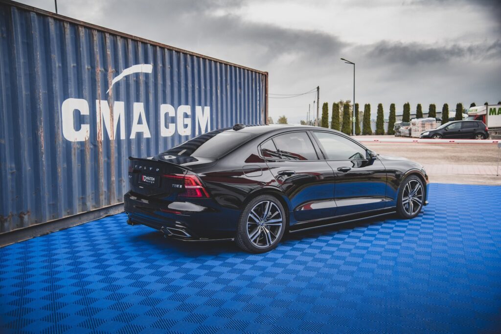 Volvo S60/V60 (2018-) Maxton Design V2. helman lisäosat