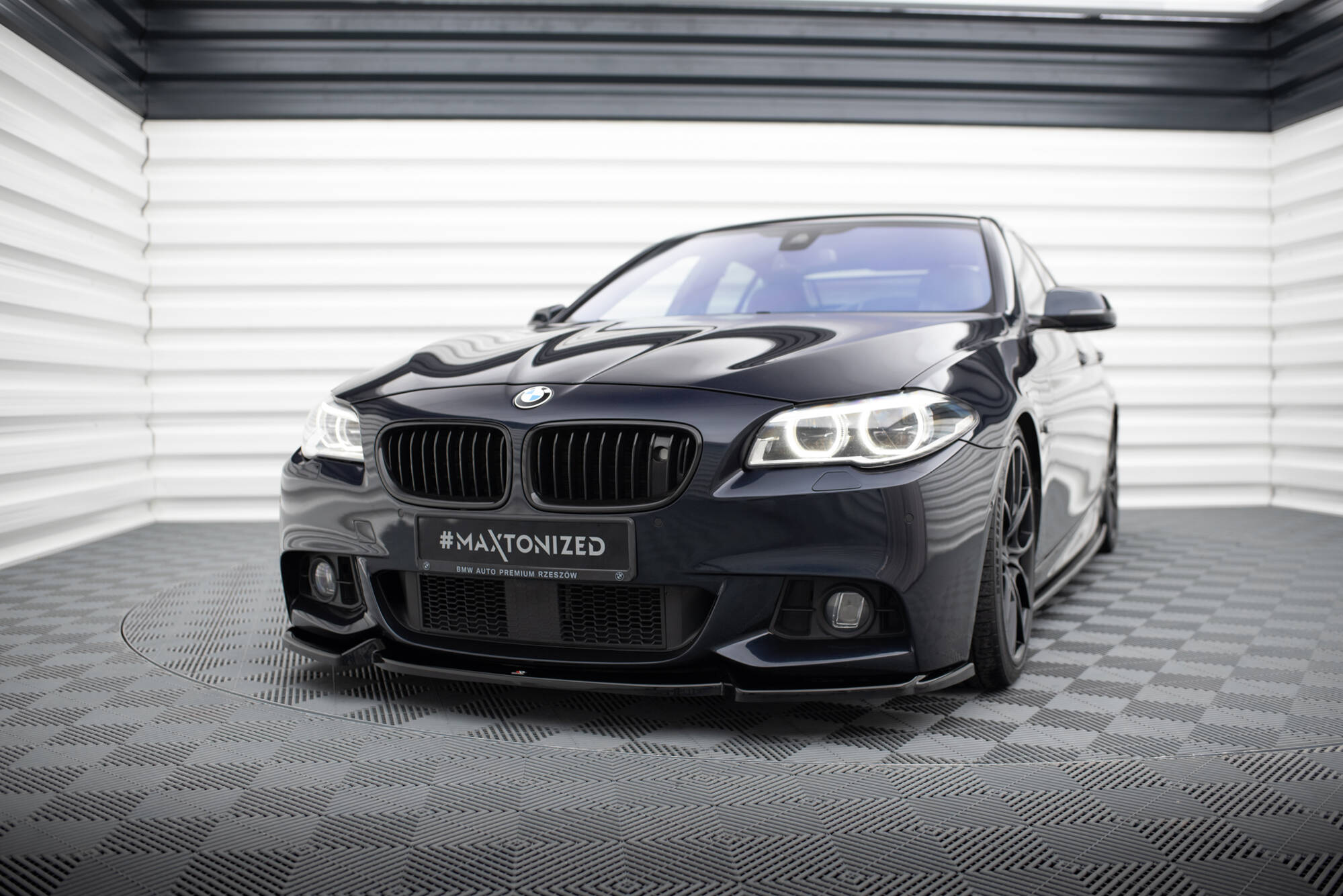 thumbnail image 2 of Maxton Design Spoiler Extension Cap For BMW 5 Series F11 – Gloss Black ABS – BM-5-11-CAP1G 2 of 5