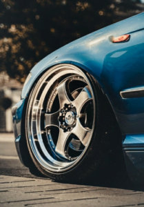 Forzza Flamber 18x8.5 & 18x9.5 5x114.3/5x120 alumiinivannesarja