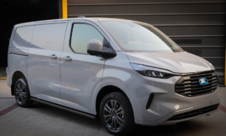 Ford Transit Custom / Vw Transporter T7 (2024->) Sport kylkiputket (L1) musta