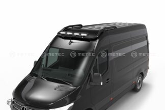 MB Sprinter W906/W907 (2006-2025) musta valoteline tuulilasin yläpuolelle H2 (Metec)