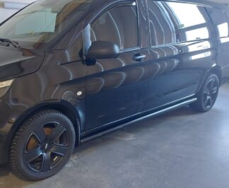 MB Vito mustat kylkiputket