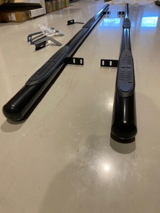 MB Sprinter mustat kylkiputket