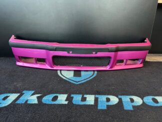 BMW E36 1991–1998 M3-Look Etupuskuri, HUOM maalattu puskuri