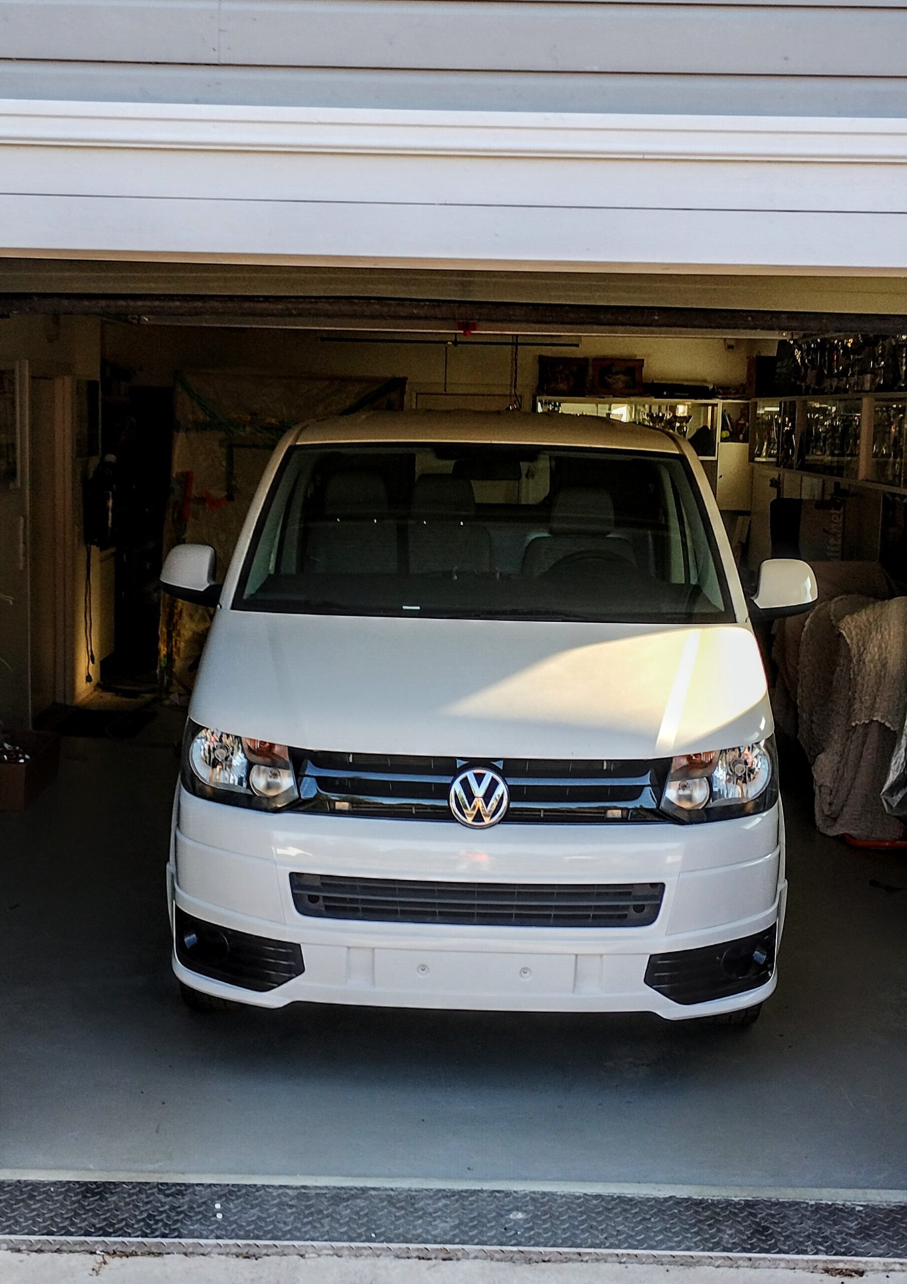 VW Transporter T5 2010-2015, Sportline etuhelma photo review