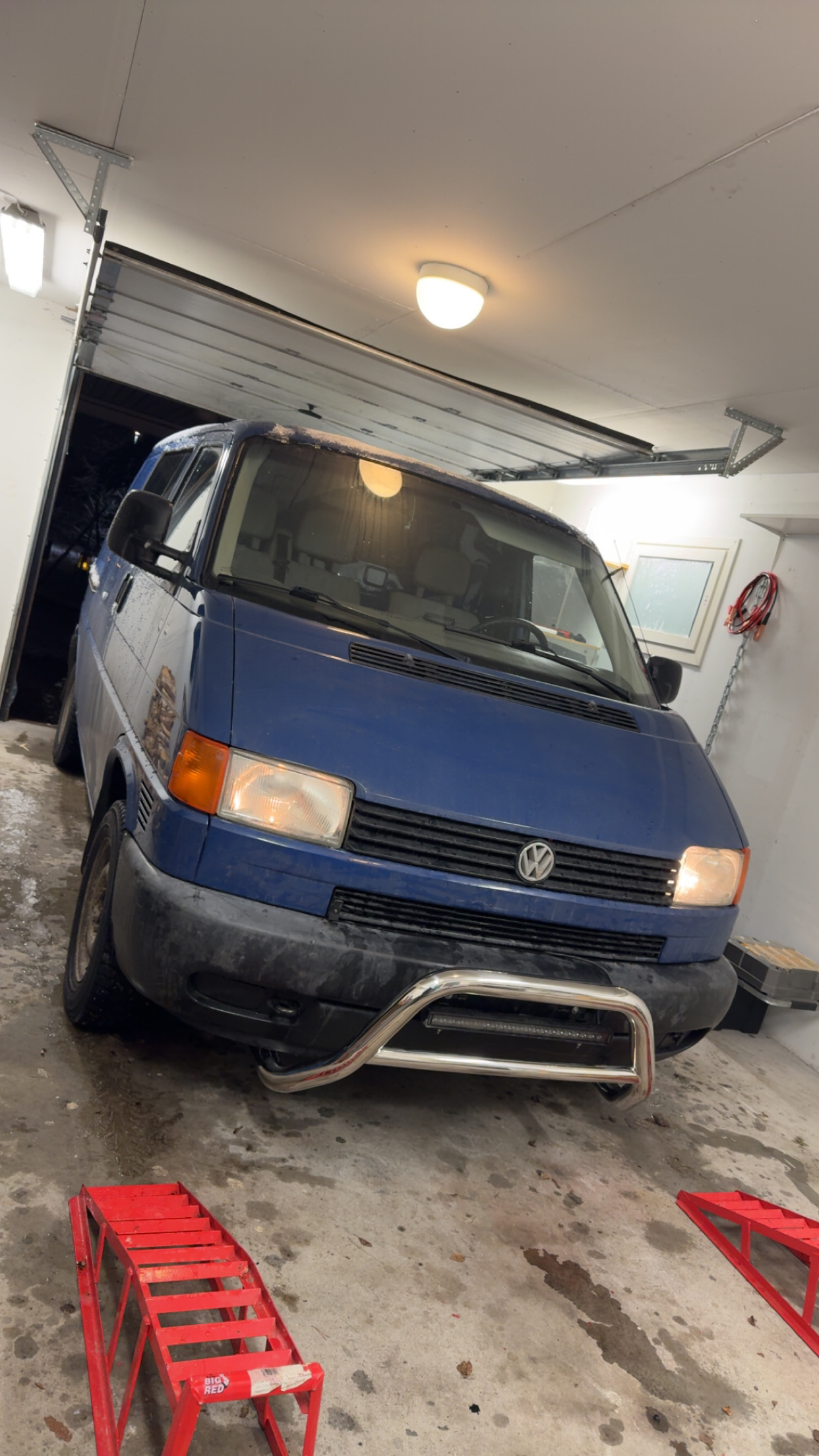 Click to view full screen VW Transporter T4, Omtec valorauta photo review